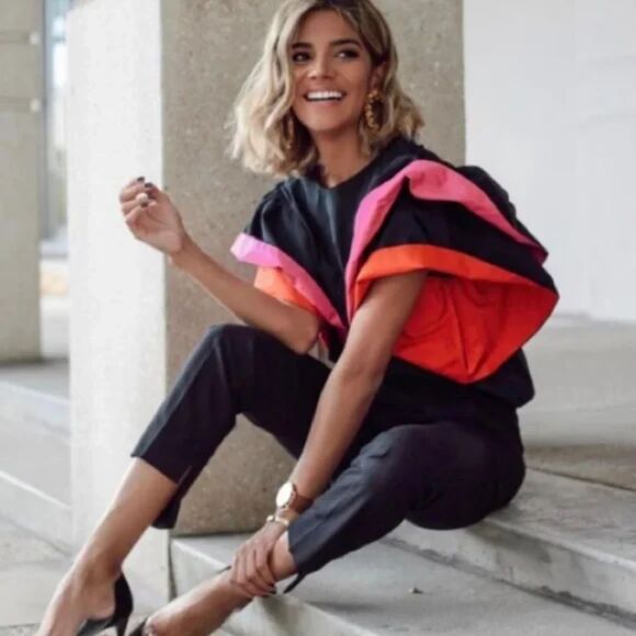 Zara Bloggers Favorite Ruffle Voluminous Sleeve Blouse Top Black Size Small - Picture 1 of 10